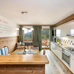 בקתה Alpine-lodge
