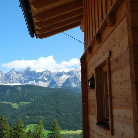 Alpine-lodge *